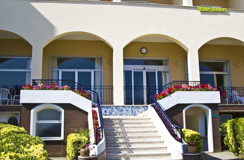 Hotel Terme Alexander Ischia Bagian luar foto