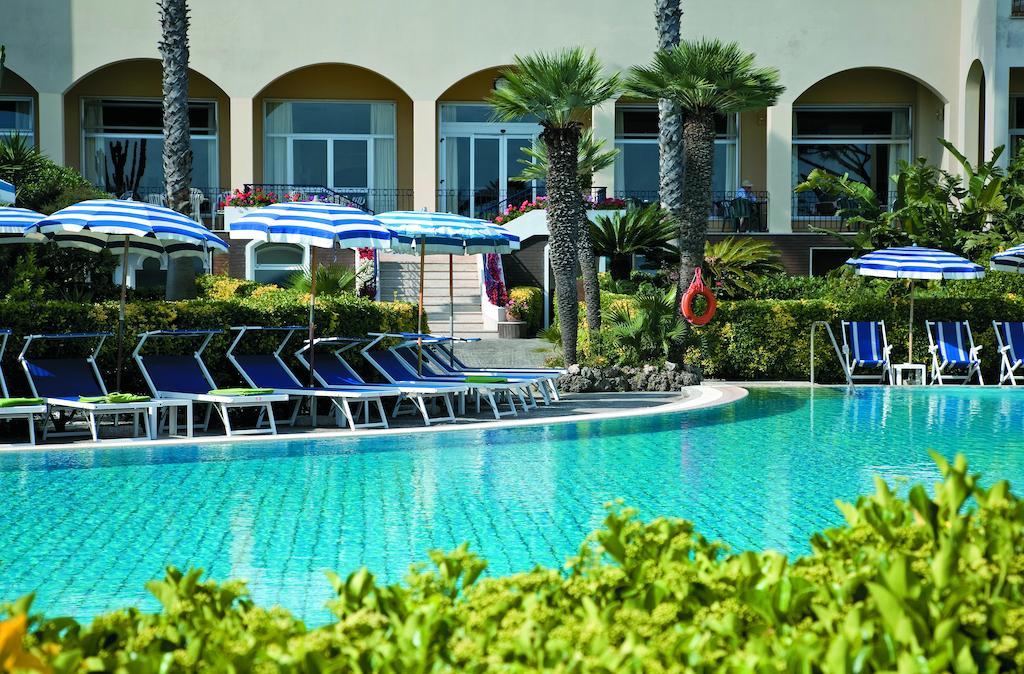 Hotel Terme Alexander Ischia Bagian luar foto