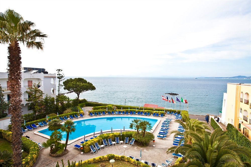 Hotel Terme Alexander Ischia Bagian luar foto